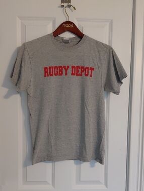 Rugby Depot Graphic Tee, Fruit of the Loom, Grey, Size M